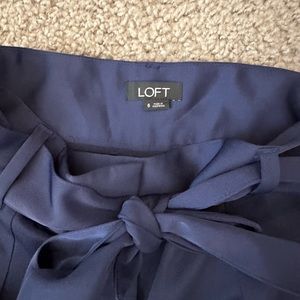 Loose cropped blue pants